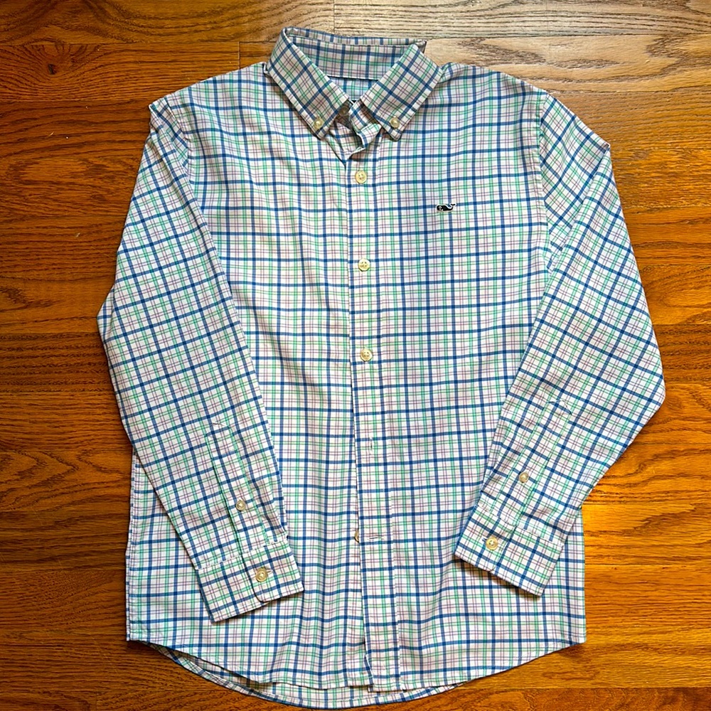 Excellent condition boys Vineyard vines dress shirt size small 8-10